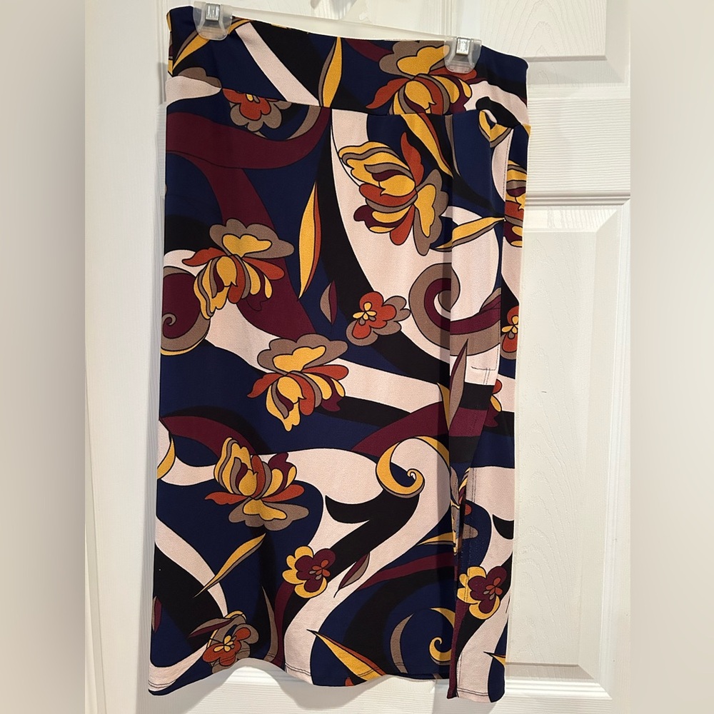 NWOT Floral Abstract Skirt in Blue and Yellow by Jules and Leopold